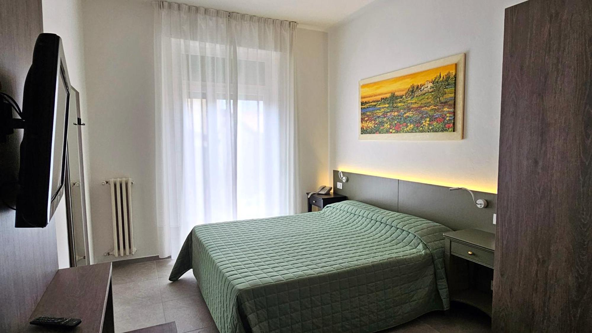Hotel Marina Bardolino Dış mekan fotoğraf