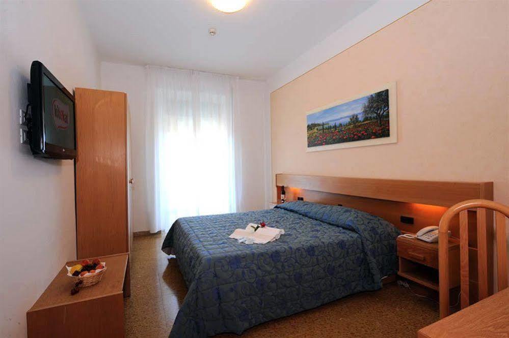 Hotel Marina Bardolino Dış mekan fotoğraf